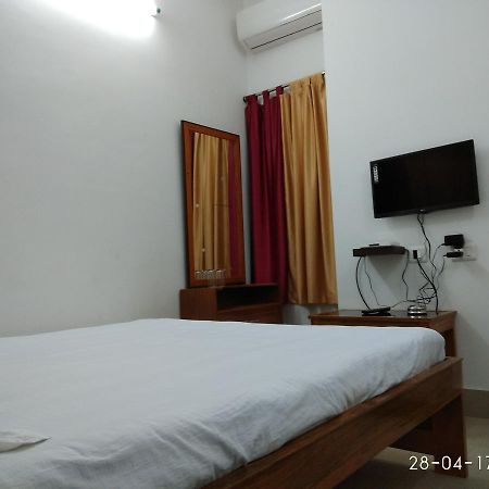 India Tours Only Kavita Guest House Bolpur Extérieur photo